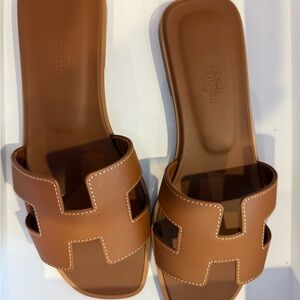 Hermes Oran sandal